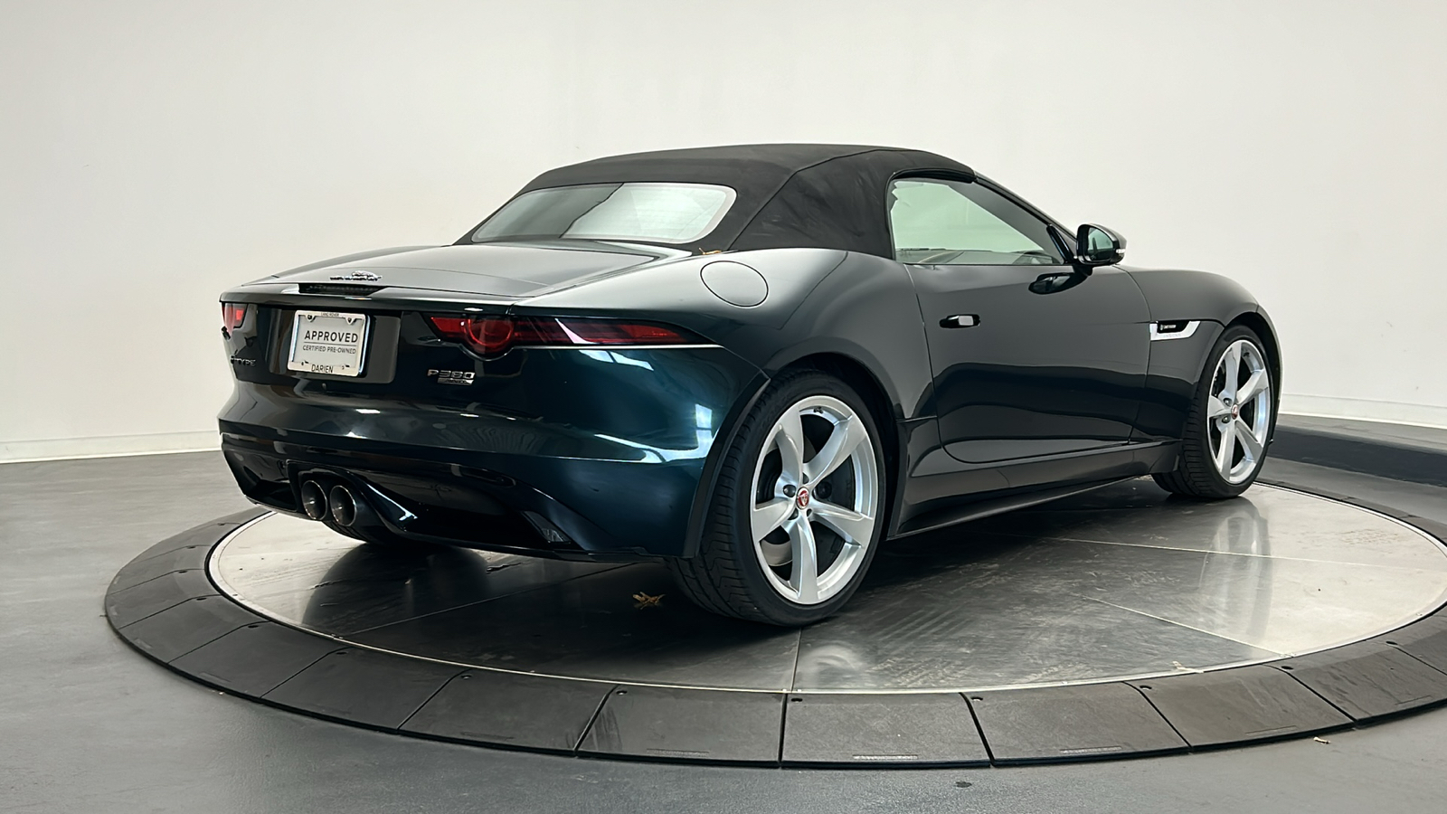 2020 Jaguar F-TYPE R-Dynamic 5