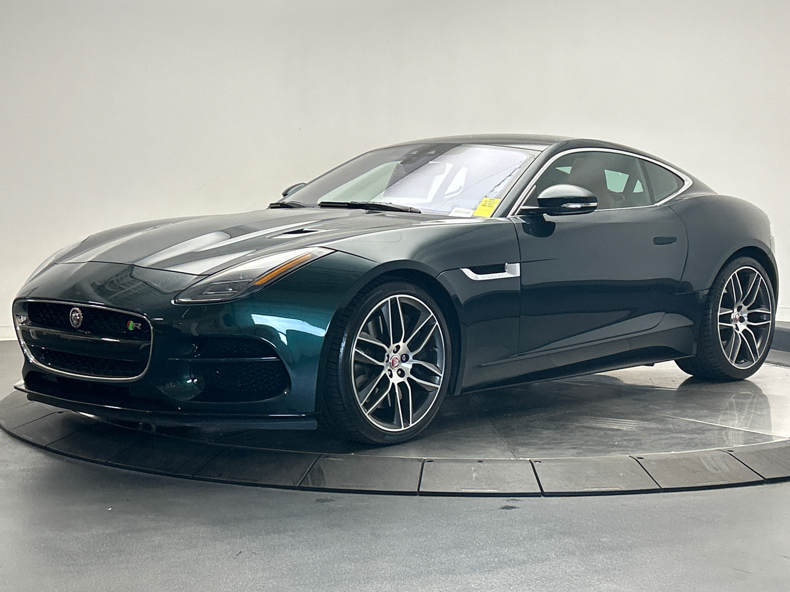 2020 Jaguar F-TYPE R 1