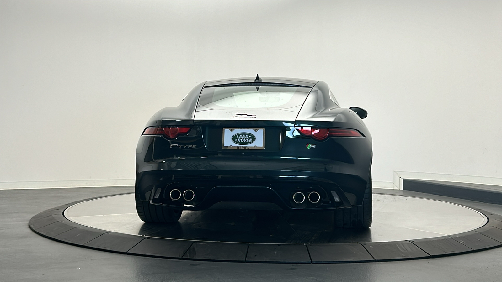 2020 Jaguar F-TYPE R 4