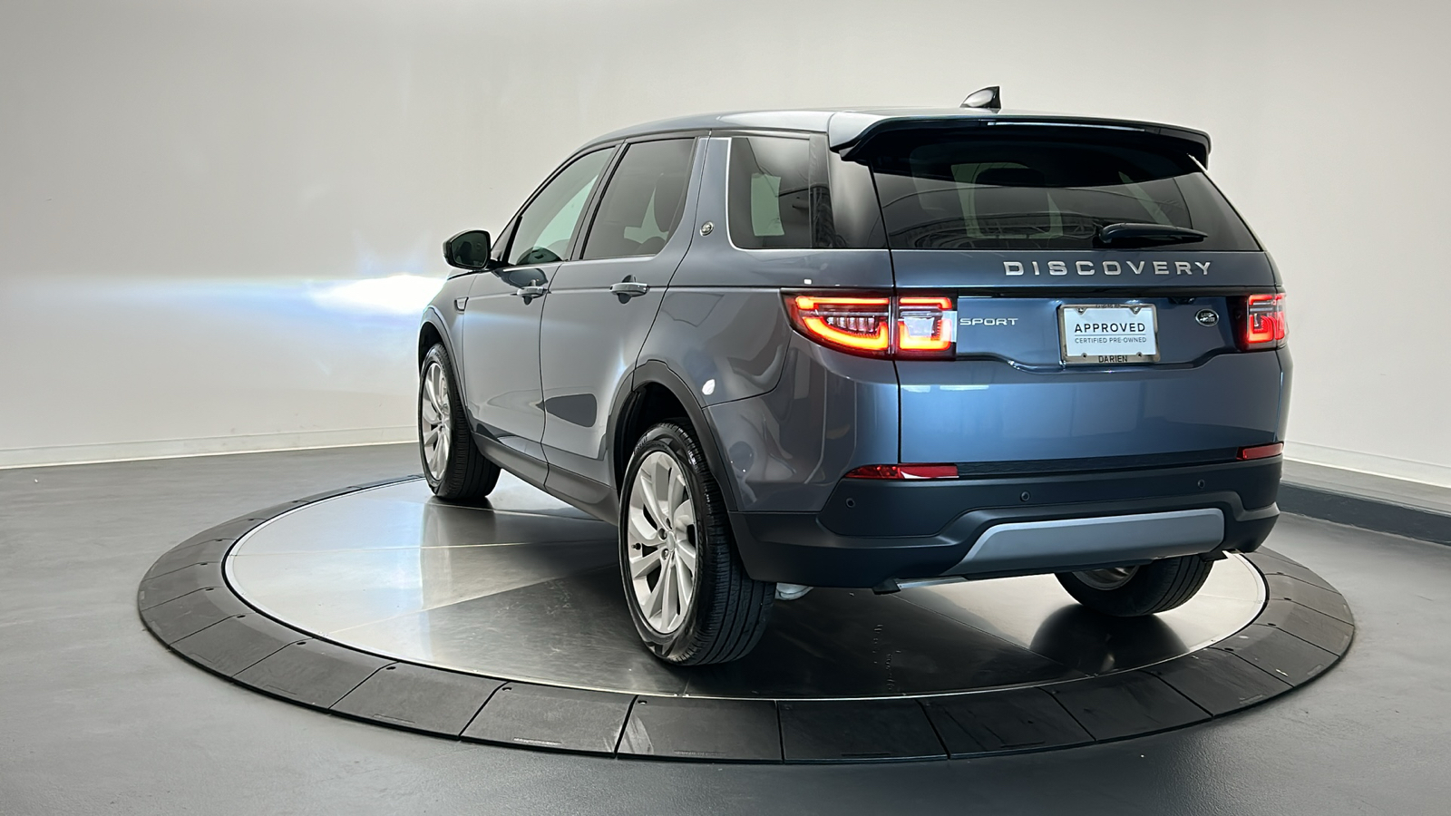 2023 Land Rover Discovery Sport SE 3