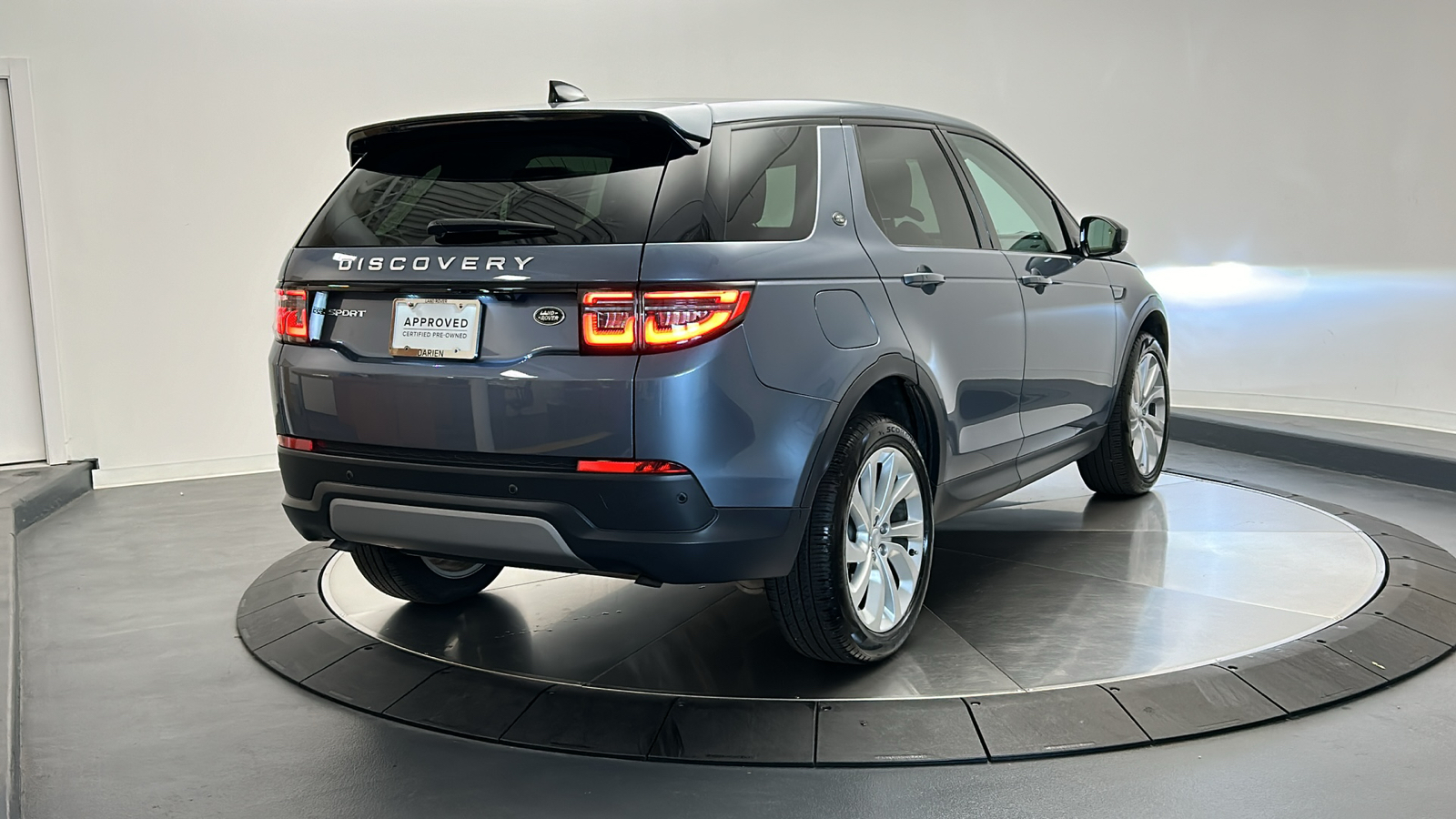 2023 Land Rover Discovery Sport SE 5