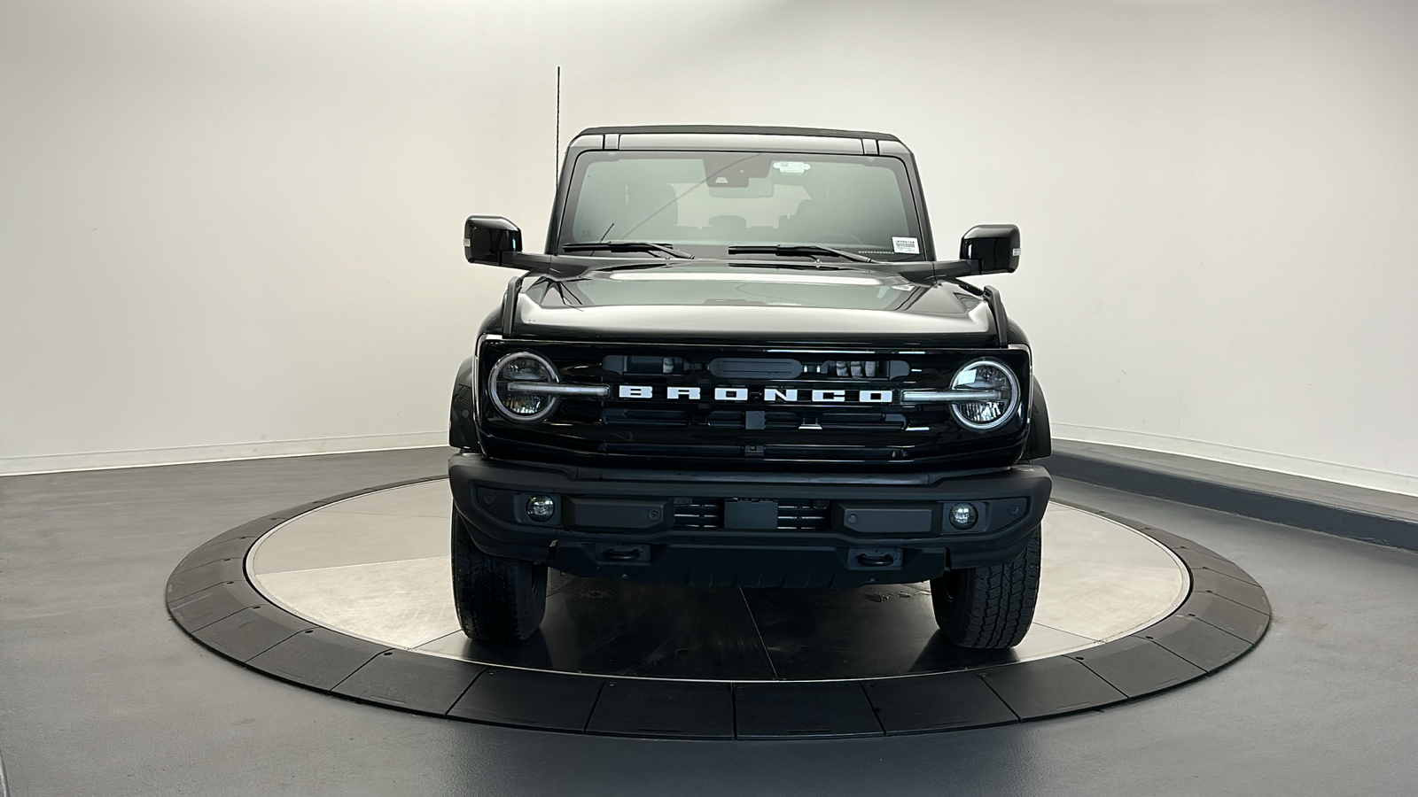 2022 Ford Bronco Outer Banks Advanced 8