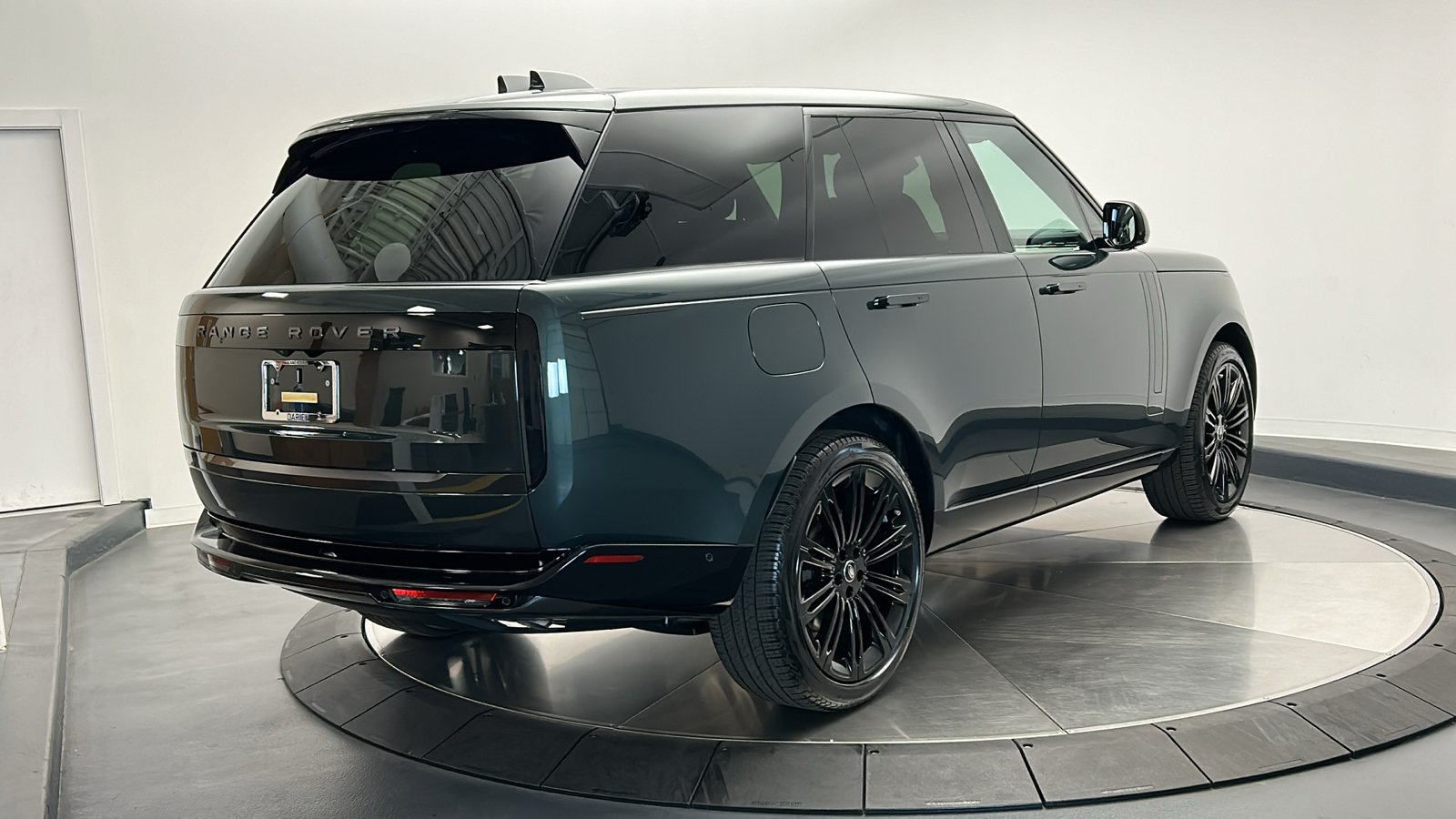 2024 Land Rover Range Rover SE 5