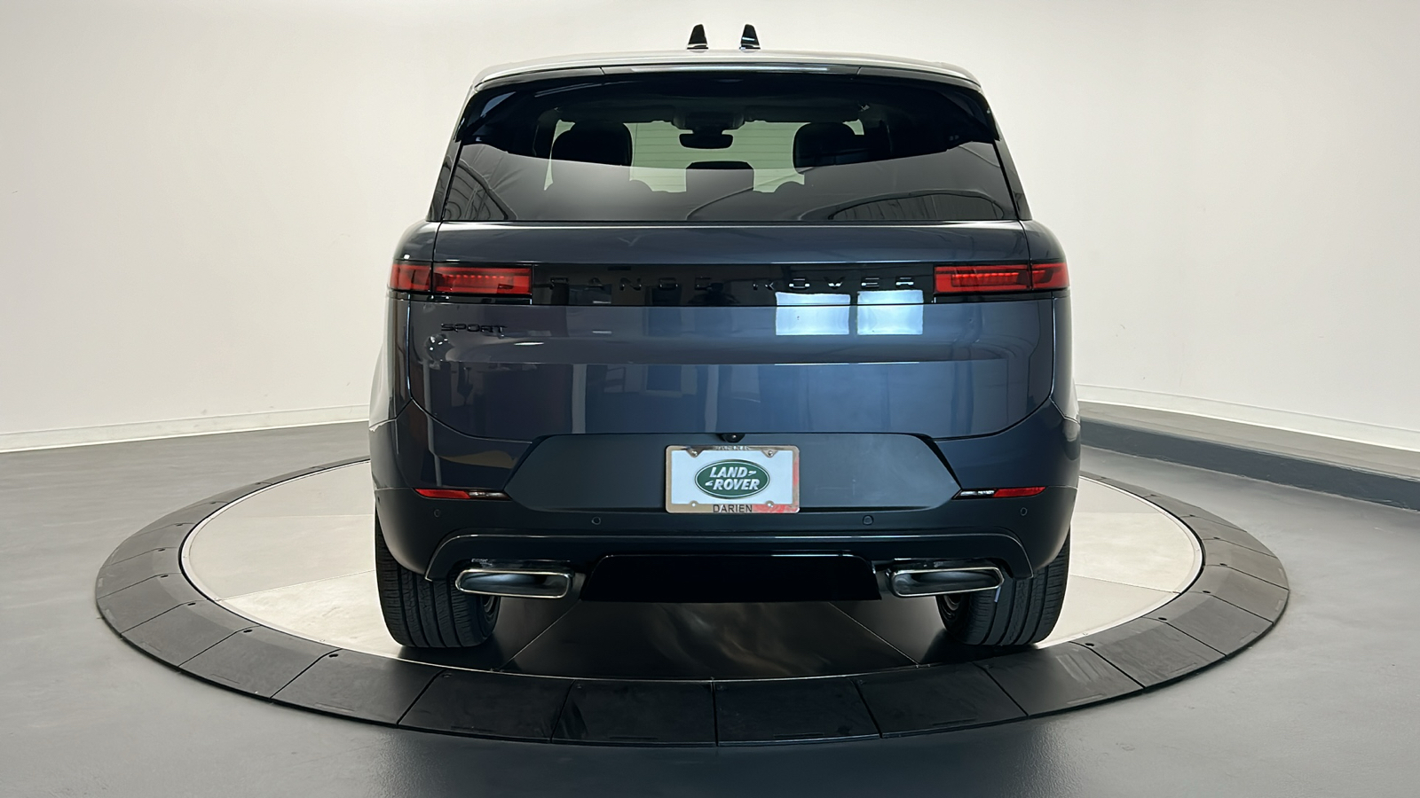 2024 Land Rover Range Rover Sport SE 4