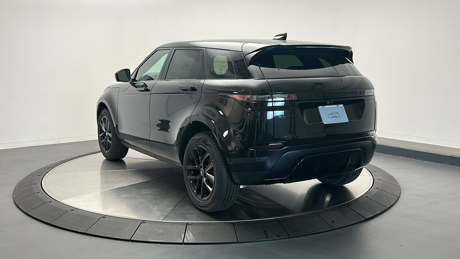 2024 Land Rover Range Rover Evoque S 3