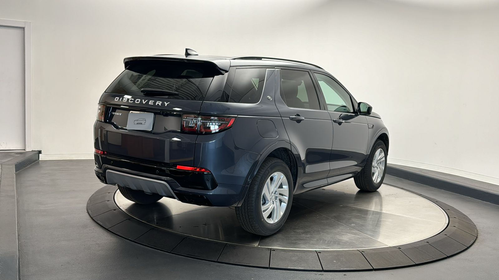 2024 Land Rover Discovery Sport S 5
