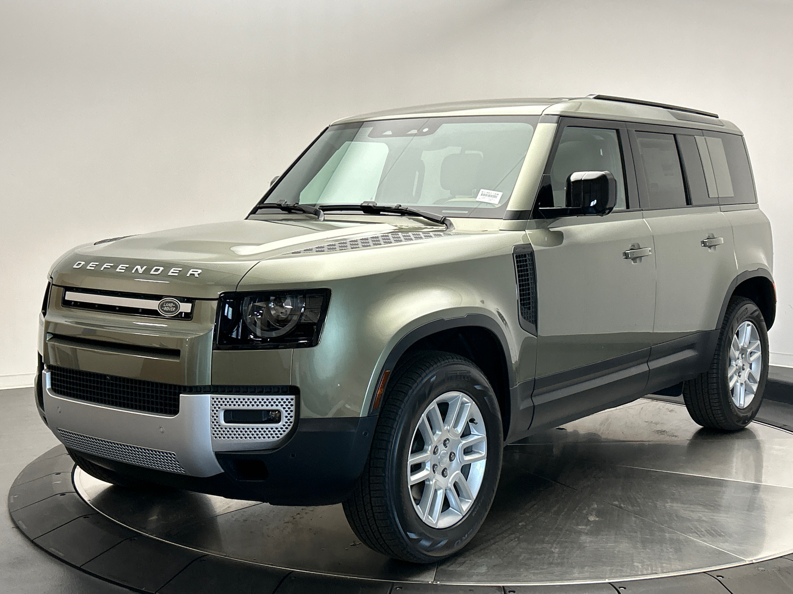 2025 Land Rover Defender 110 S 1