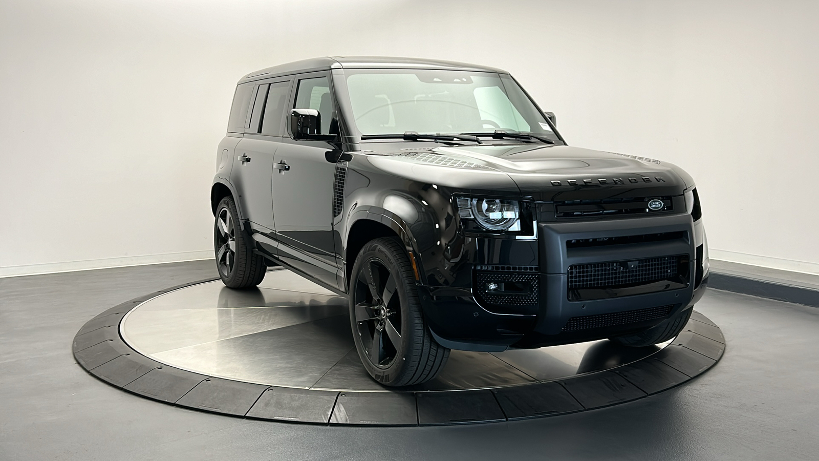 2025 Land Rover Defender 110 X-Dynamic SE 7