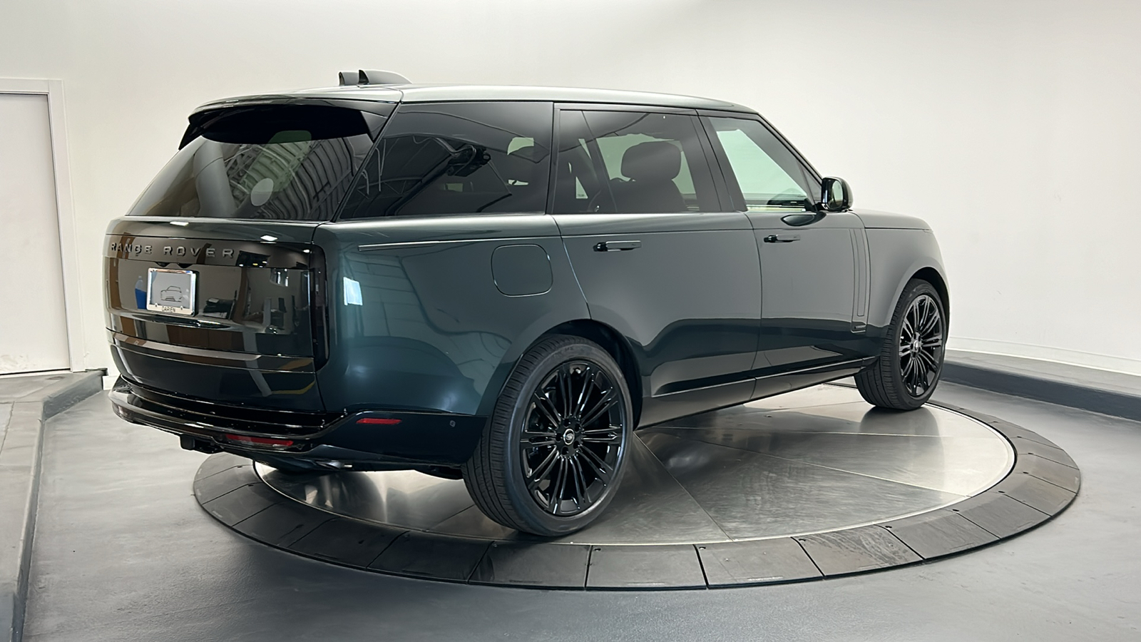 2025 Land Rover Range Rover Autobiography 5