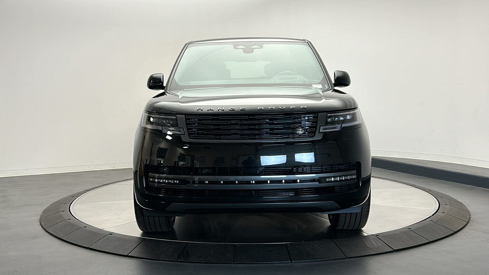 2025 Land Rover Range Rover Autobiography 8