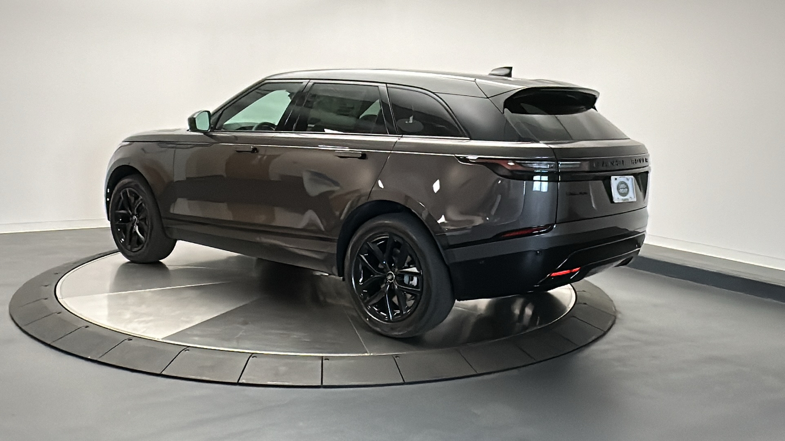 2025 Land Rover Range Rover Velar Dynamic SE 3