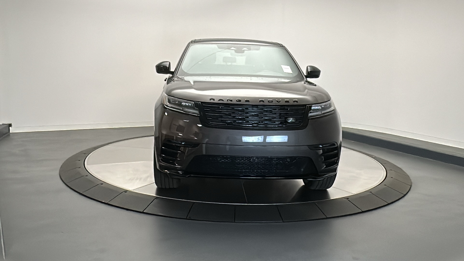 2025 Land Rover Range Rover Velar Dynamic SE 8
