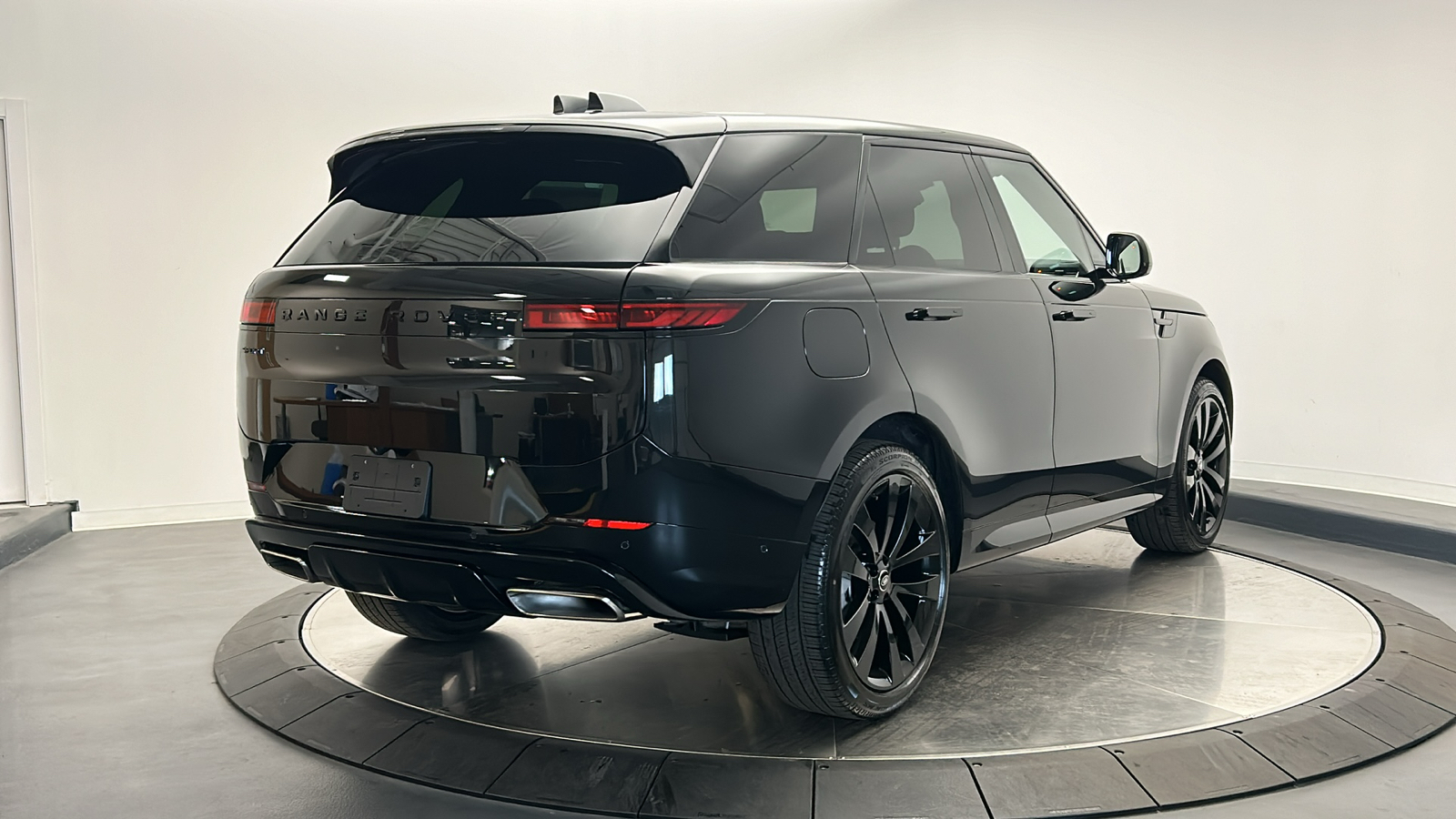 2025 Land Rover Range Rover Sport Dynamic 5