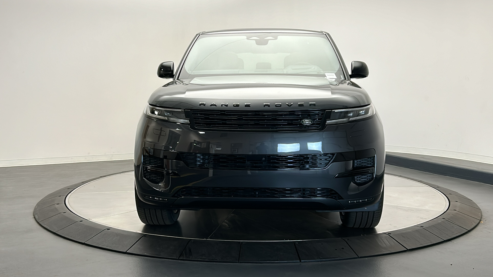 2025 Land Rover Range Rover Sport SE 8