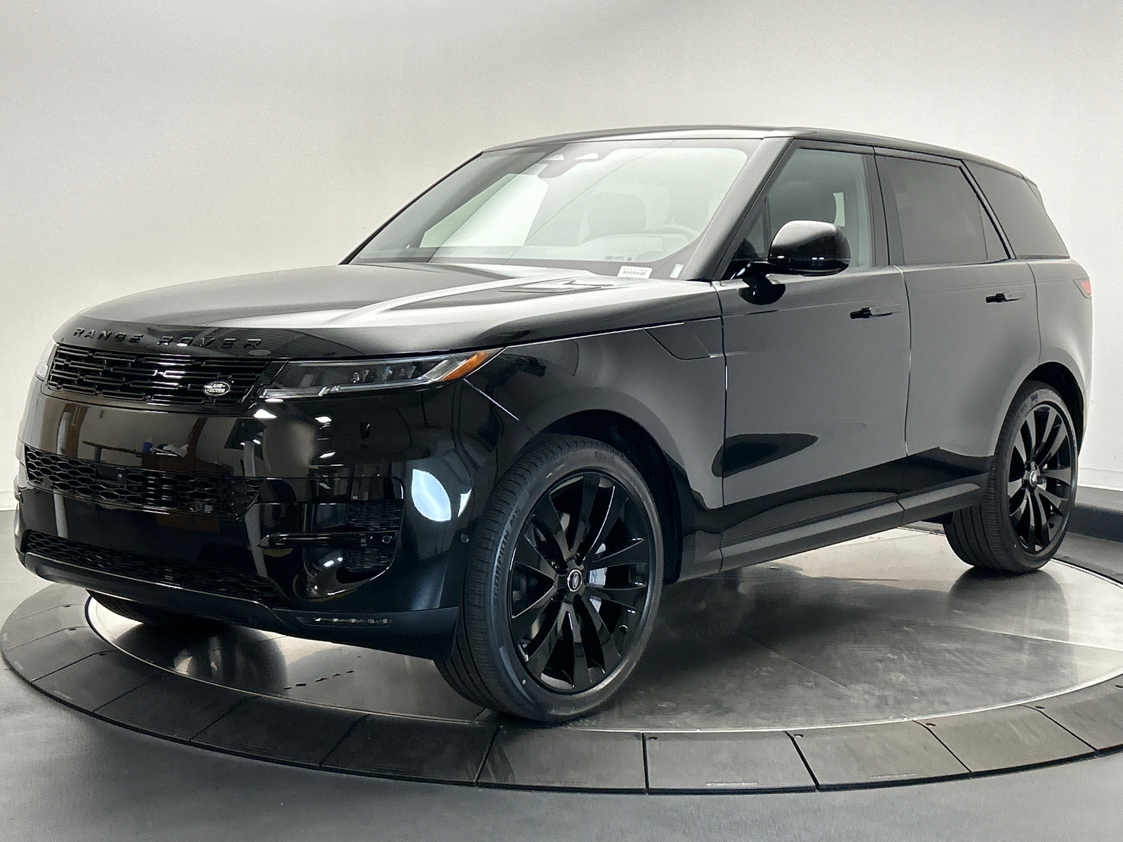 2025 Land Rover Range Rover Sport SE 1