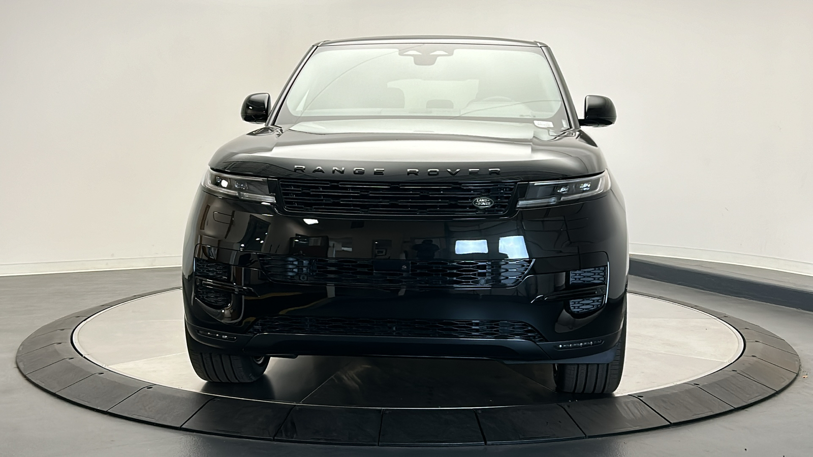 2025 Land Rover Range Rover Sport SE 8