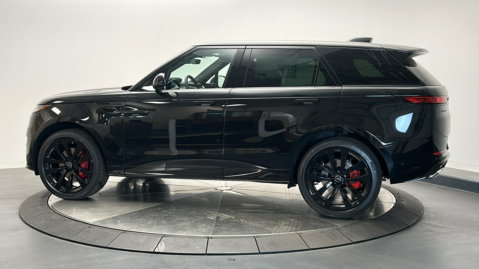 2025 Land Rover Range Rover Sport Dynamic 2