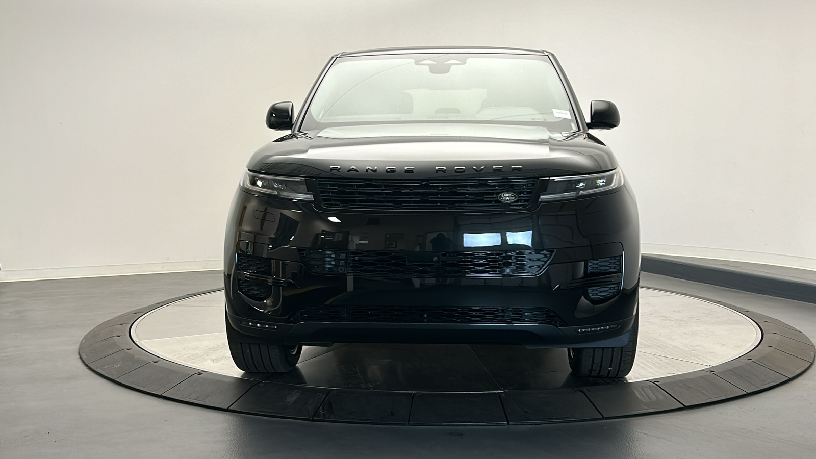 2025 Land Rover Range Rover Sport SE 8