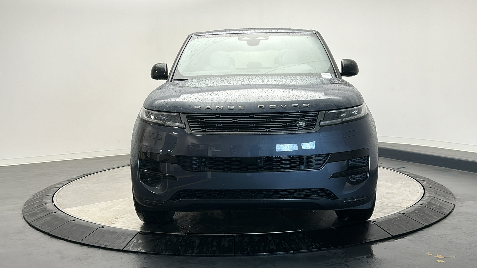 2025 Land Rover Range Rover Sport SE 8