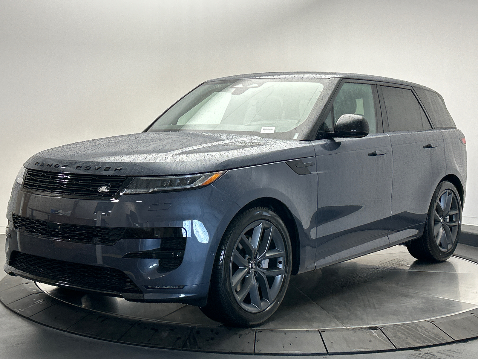 2025 Land Rover Range Rover Sport Dynamic 1