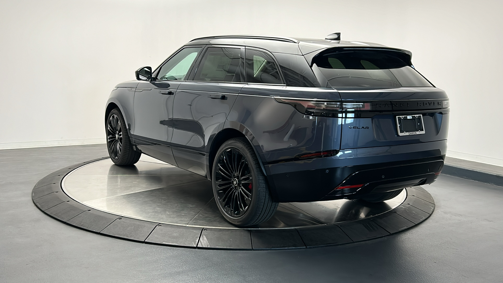 2025 Land Rover Range Rover Velar Dynamic SE 3