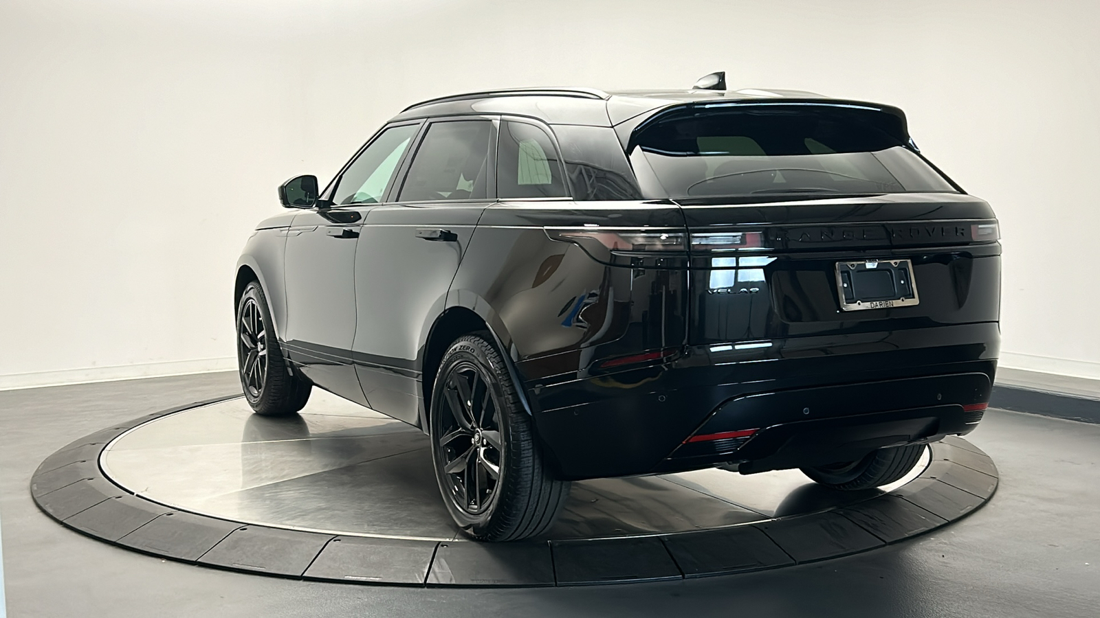 2025 Land Rover Range Rover Velar Dynamic SE 3