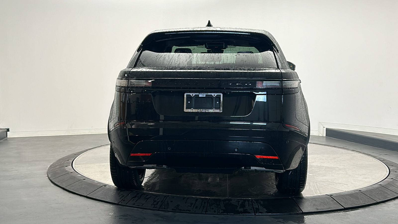 2025 Land Rover Range Rover Velar Dynamic SE 4