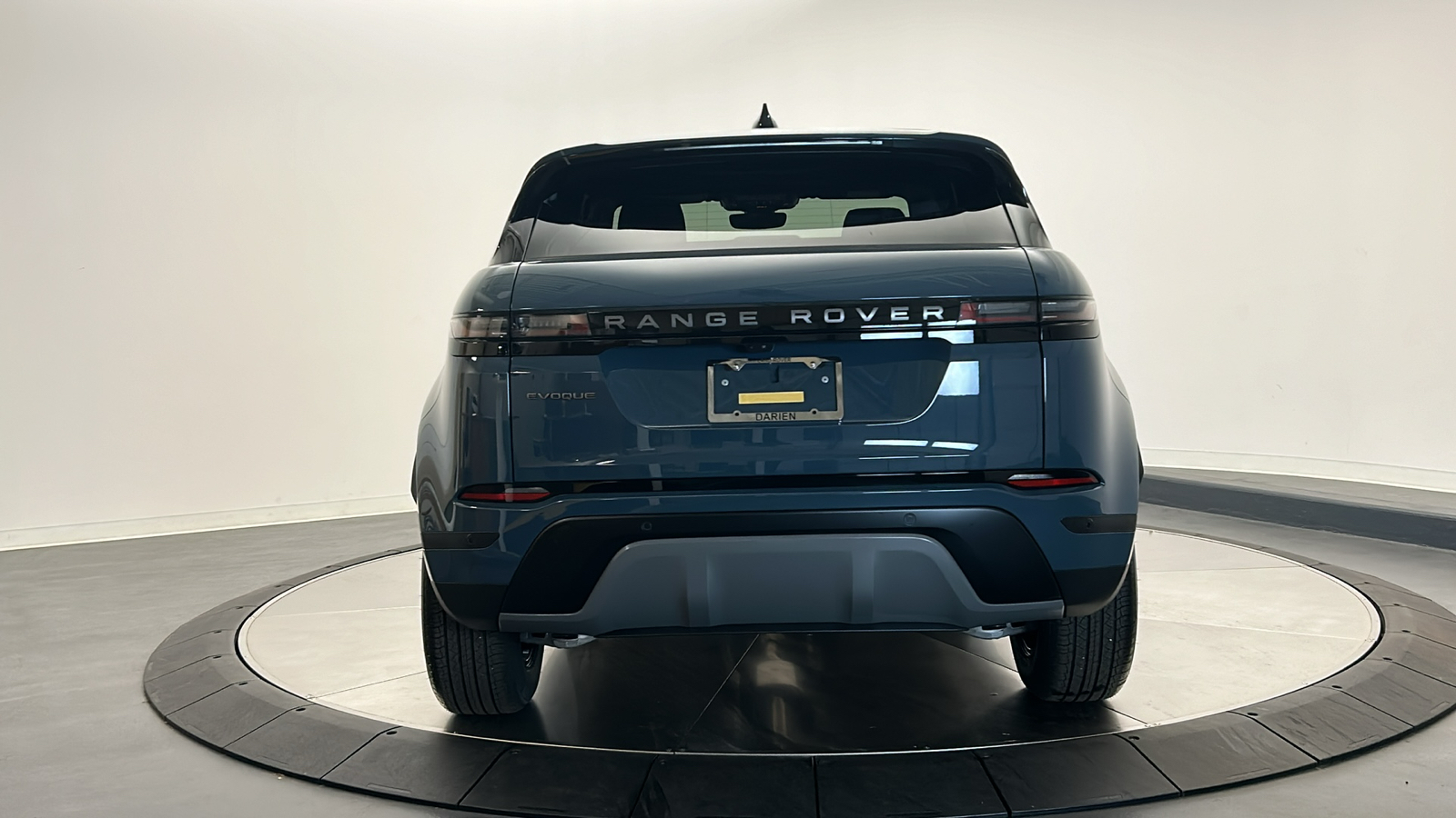 2025 Land Rover Range Rover Evoque S 4