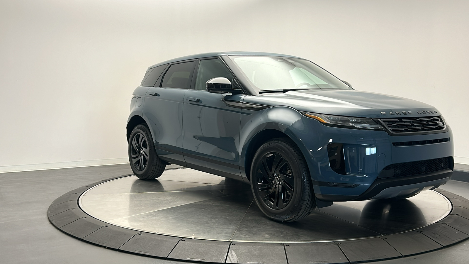 2025 Land Rover Range Rover Evoque S 7