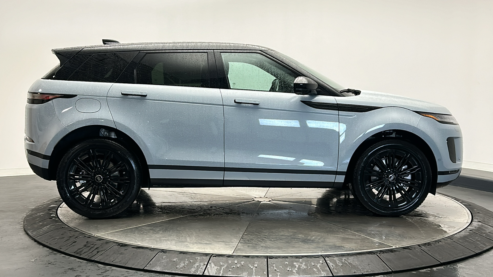 2025 Land Rover Range Rover Evoque S 6