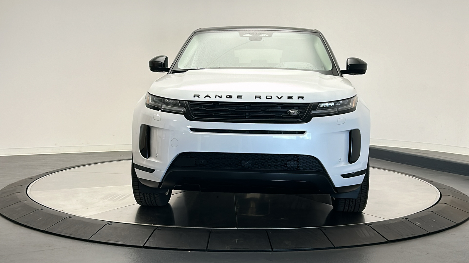 2025 Land Rover Range Rover Evoque S 8