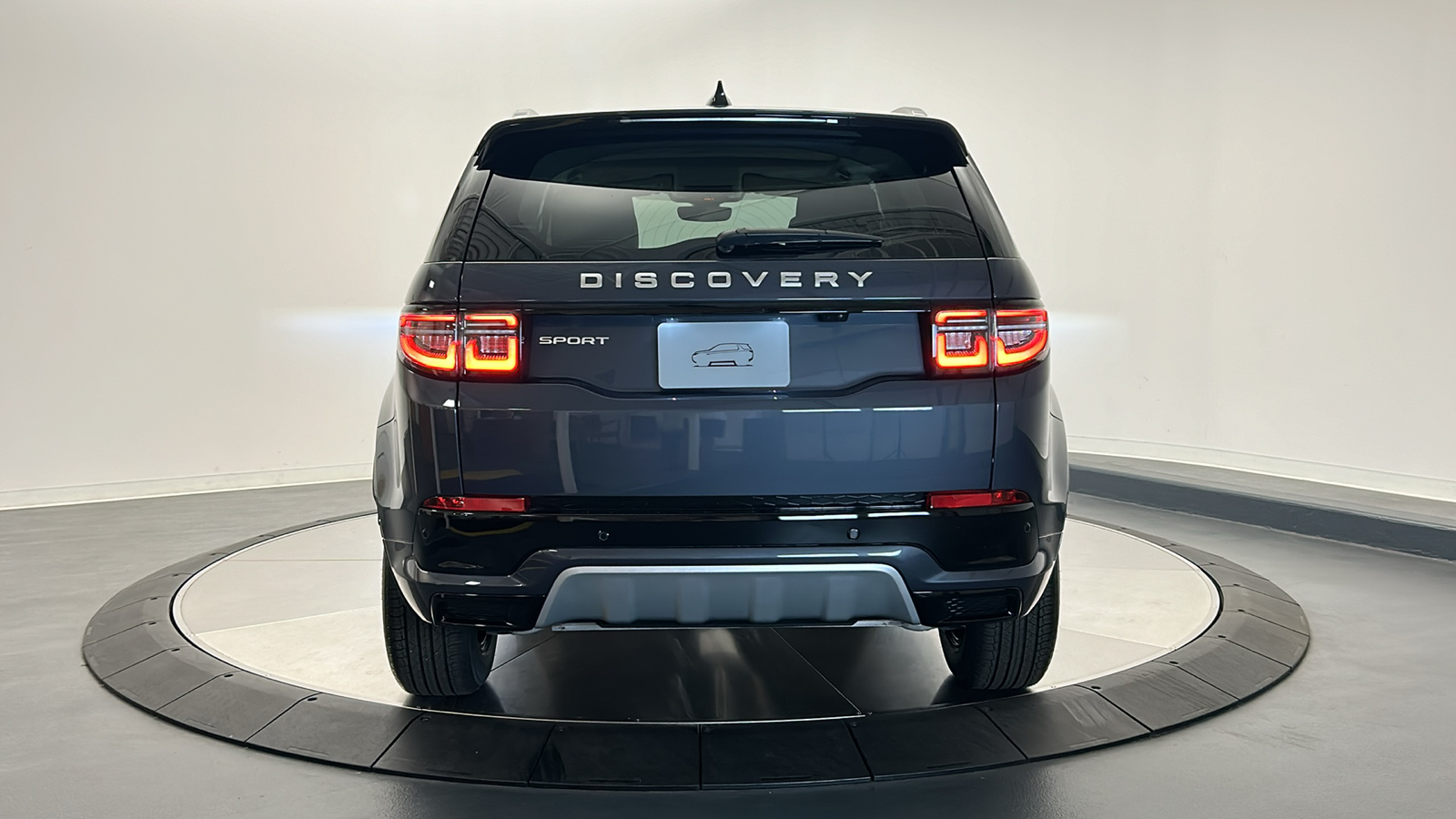 2025 Land Rover Discovery Sport S 6