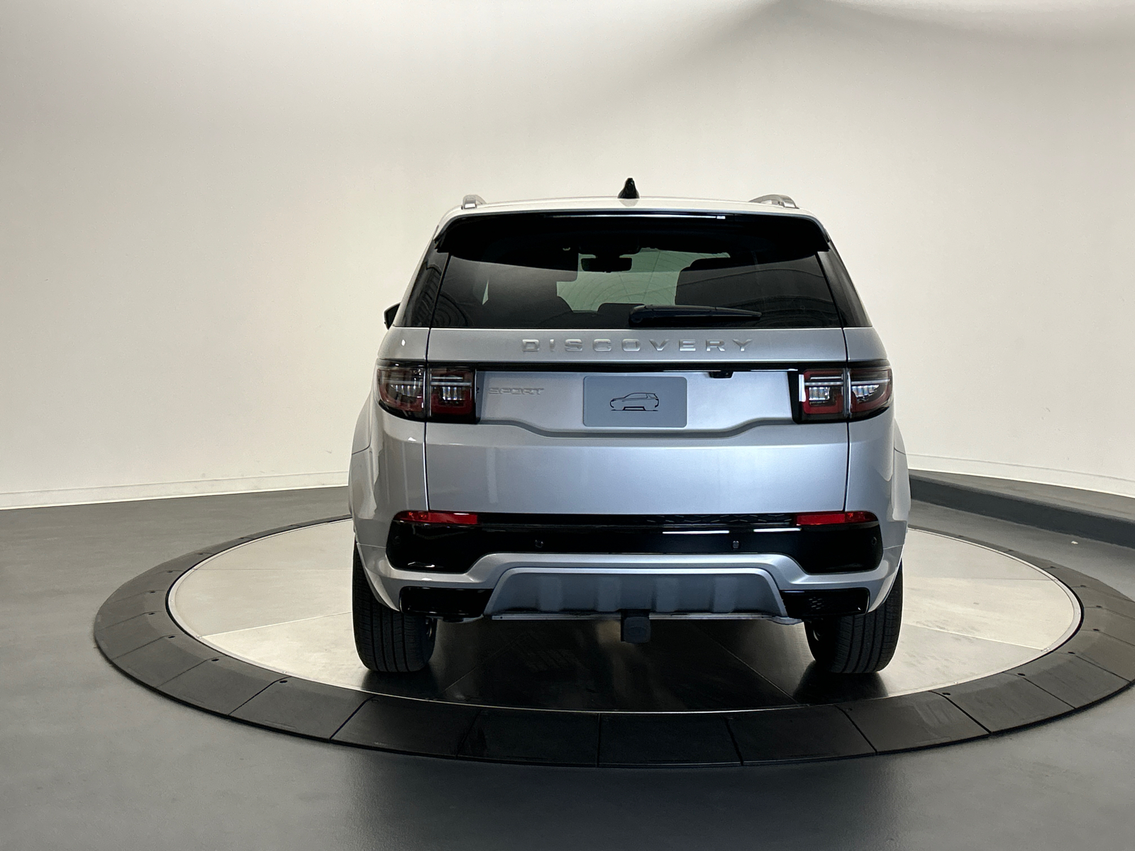 2025 Land Rover Discovery Sport S 4