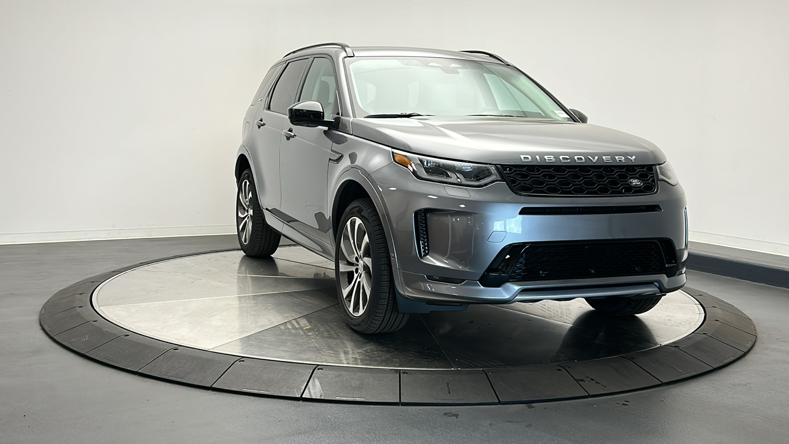 2025 Land Rover Discovery Sport S 7