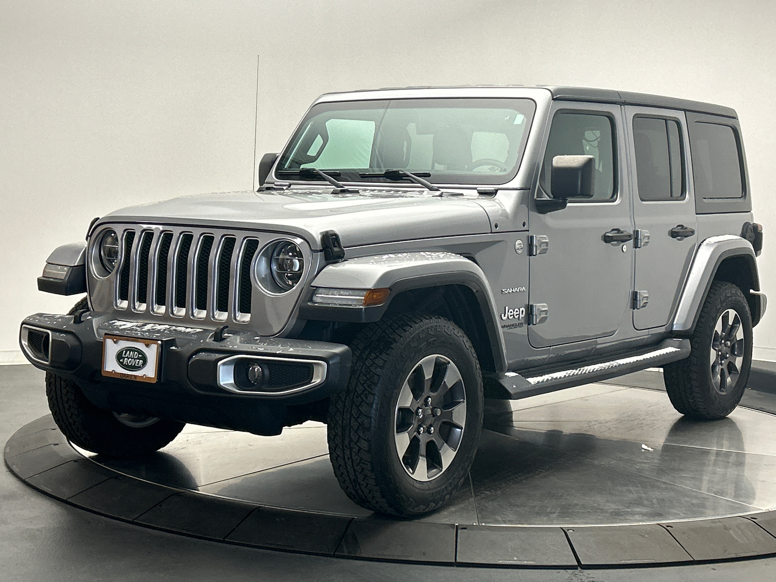 2018 Jeep Wrangler Unlimited Sahara 1