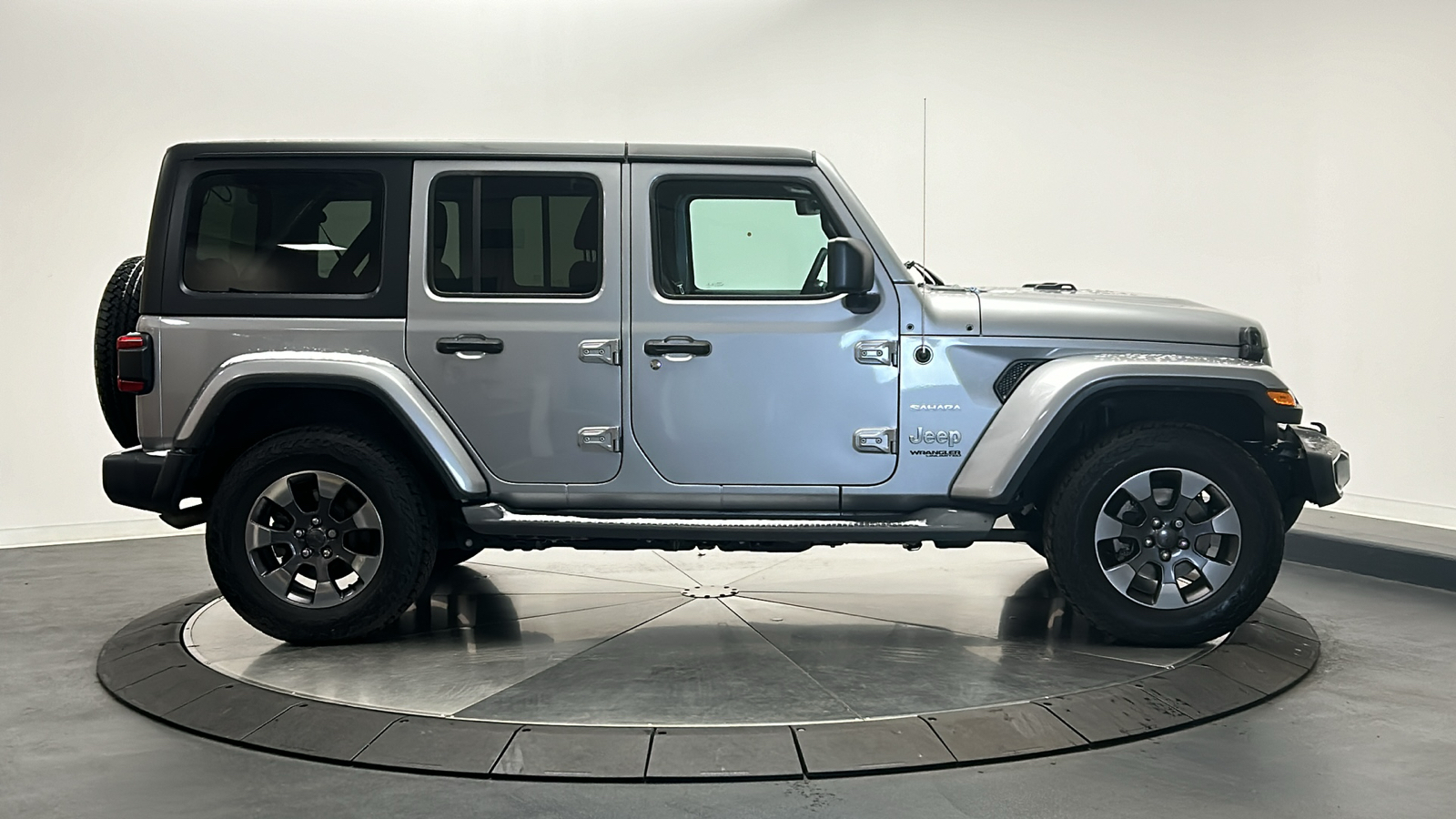 2018 Jeep Wrangler Unlimited Sahara 6