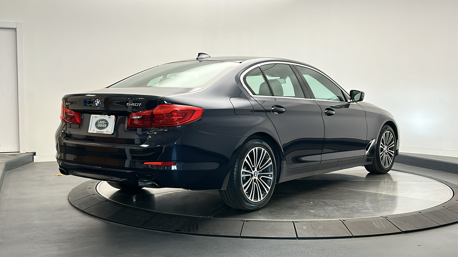 2019 BMW 5 Series 540i xDrive 5