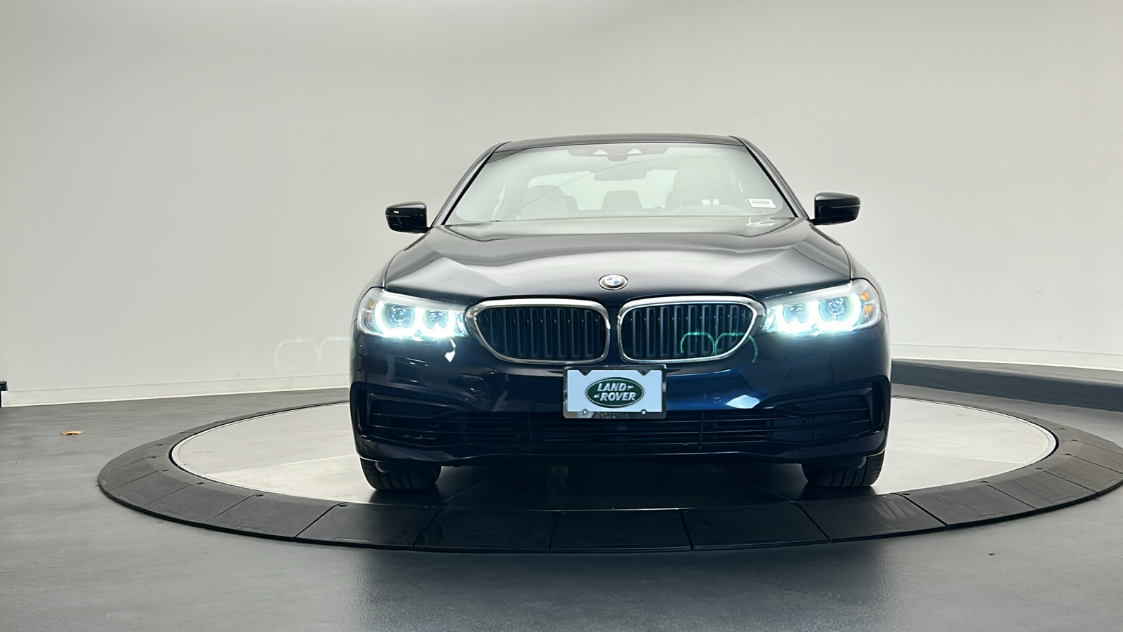 2019 BMW 5 Series 540i xDrive 8