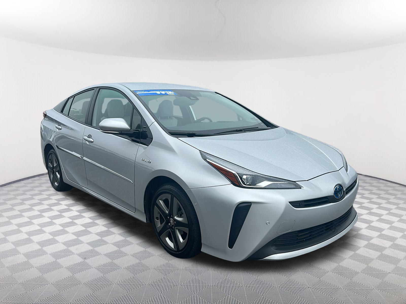 2019 Toyota Prius Limited 1
