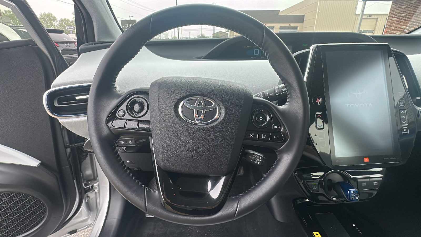 2019 Toyota Prius Limited 14