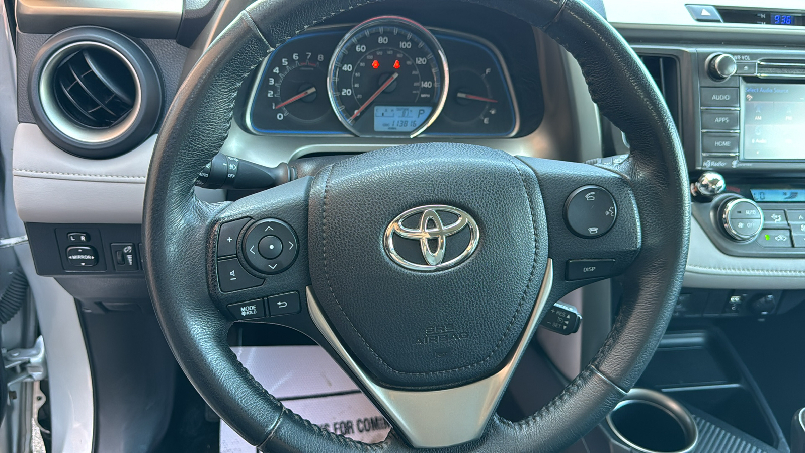 2015 Toyota RAV4 Limited 18