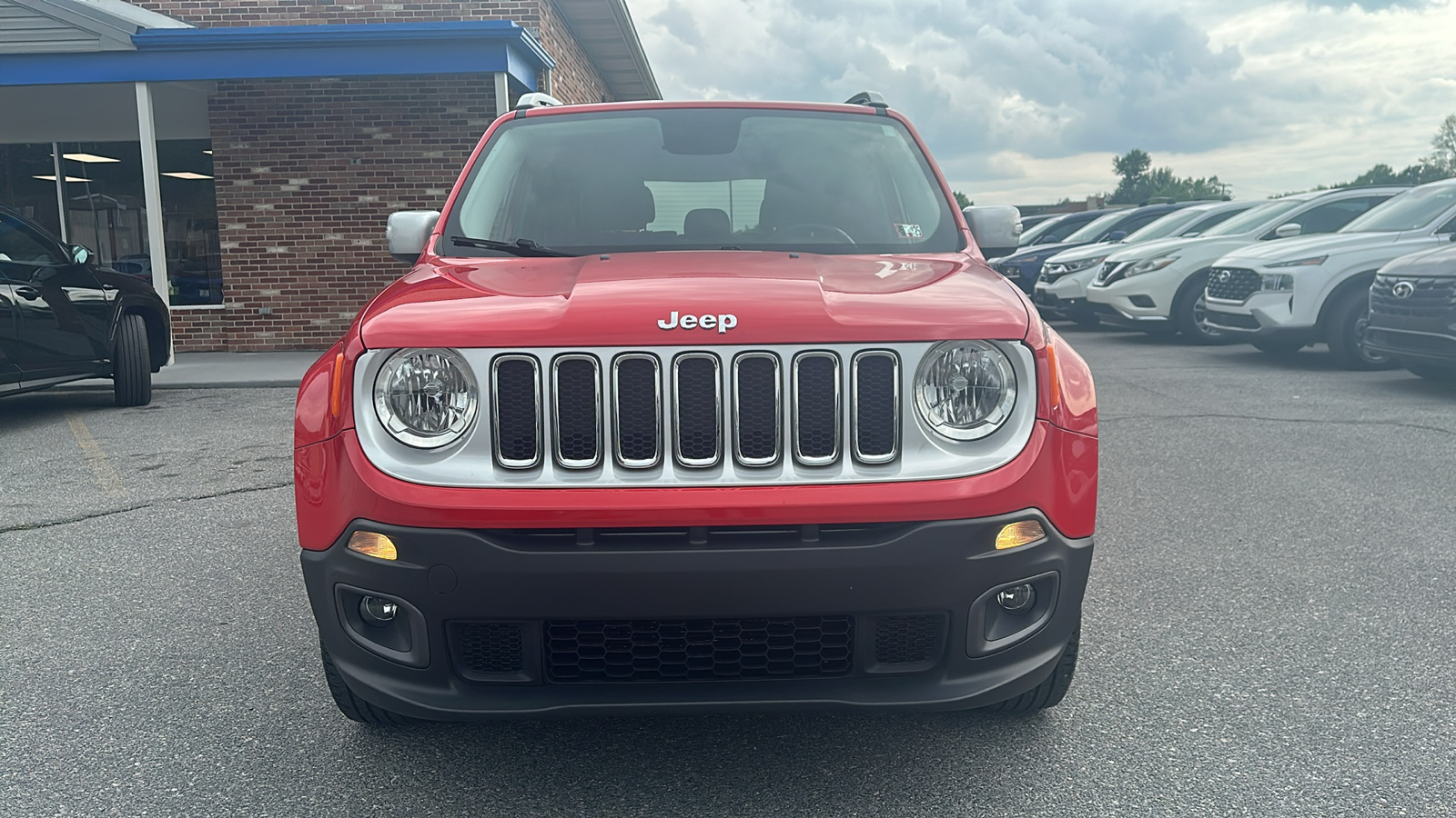2017 Jeep Renegade Limited 8