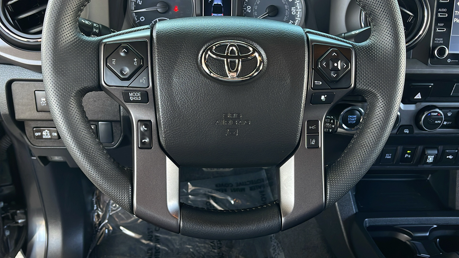 2022 Toyota Tacoma 4WD TRD Sport 19