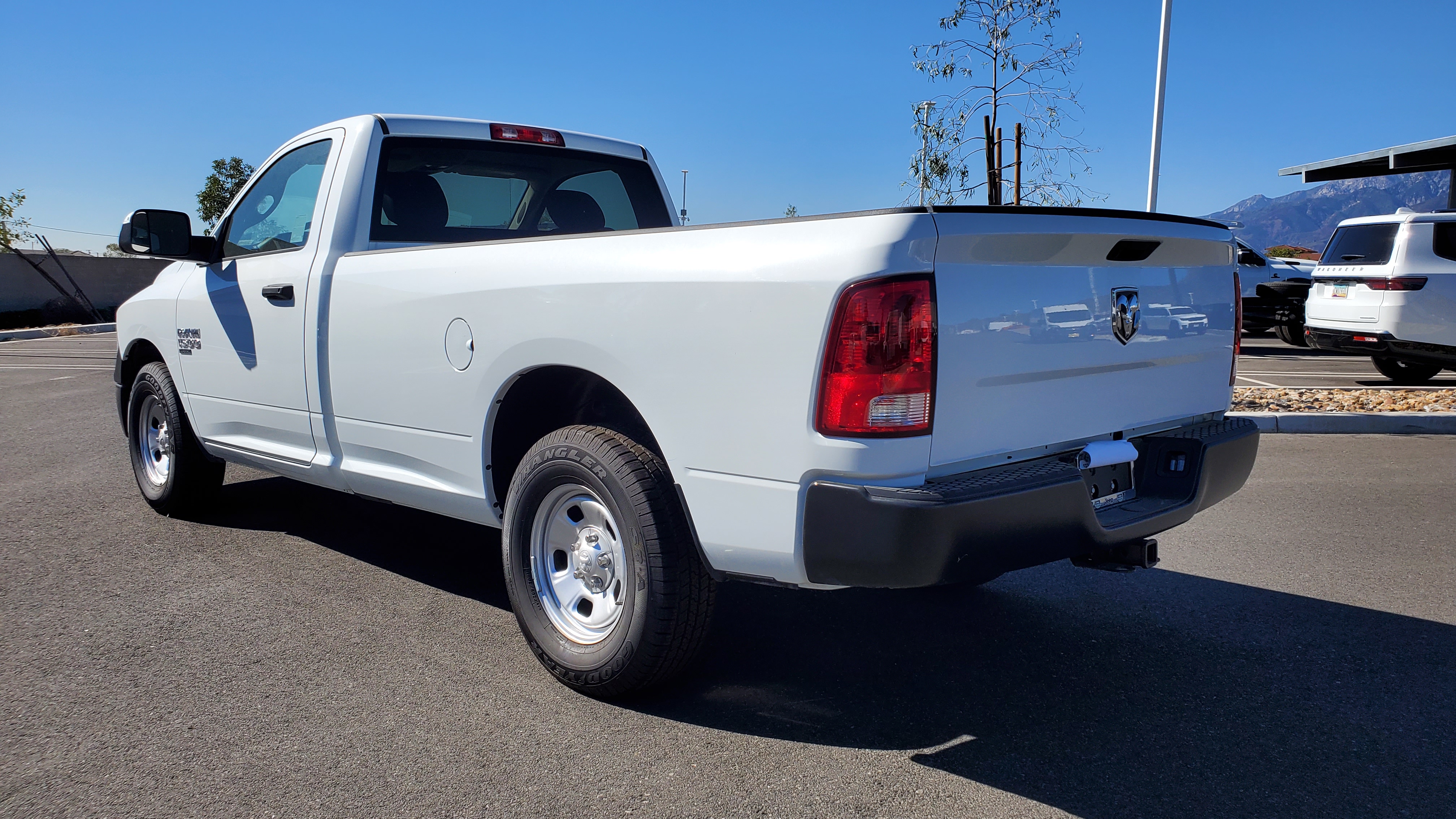 2023 Ram 1500 Classic Tradesman 3