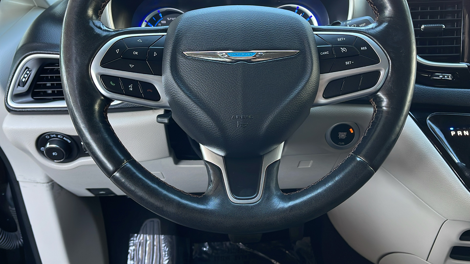 2020 Chrysler Pacifica Hybrid Touring L 22