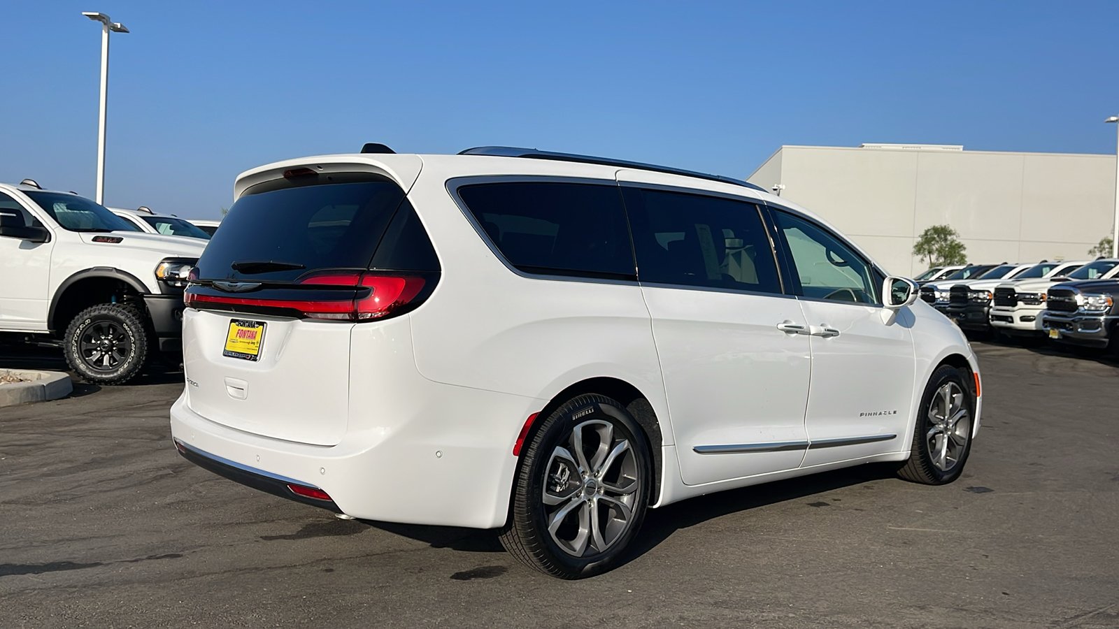 2024 Chrysler Pacifica Pinnacle 5