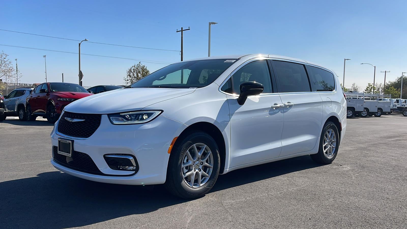 2024 Chrysler Pacifica Touring L 1