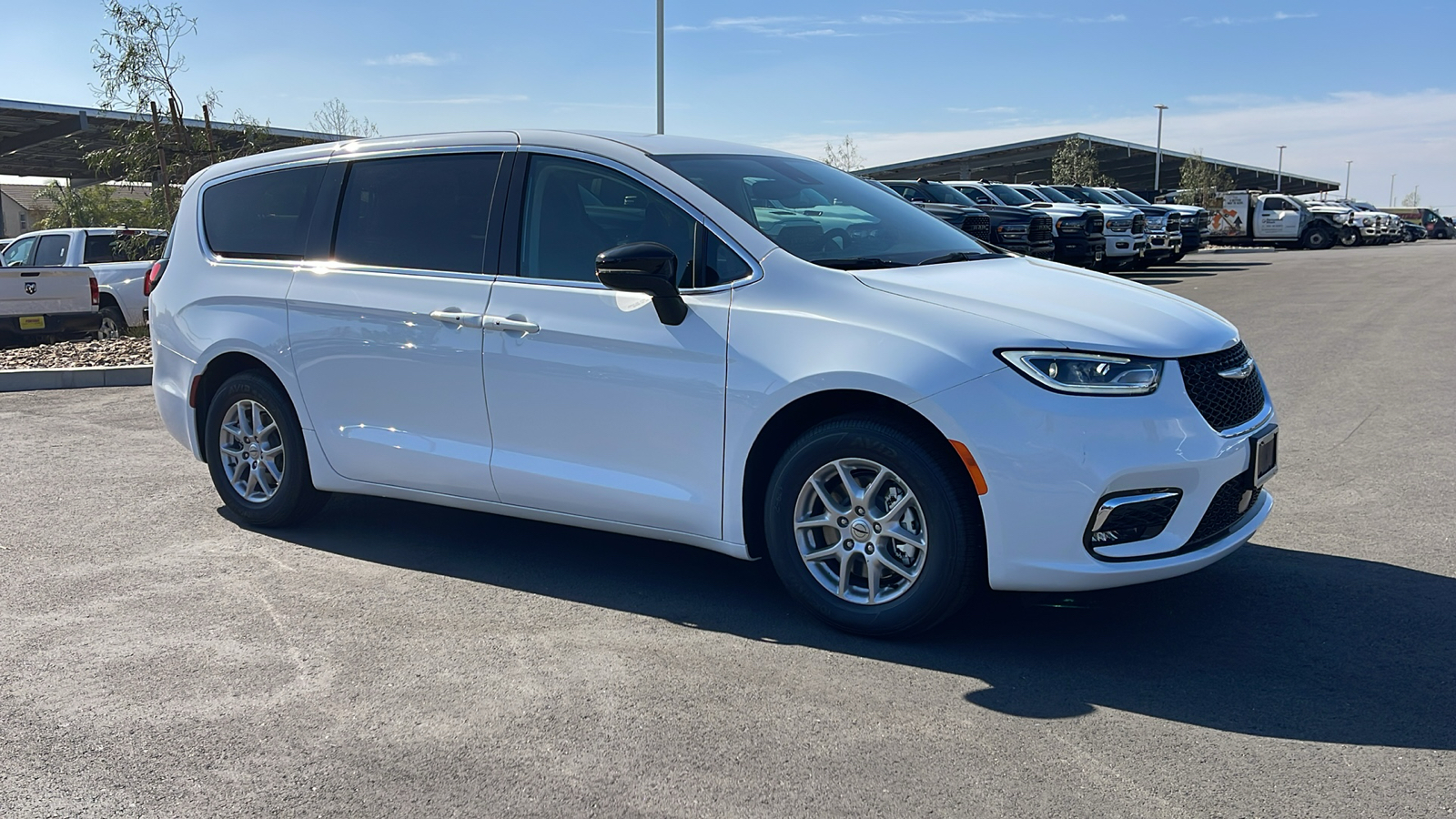 2024 Chrysler Pacifica Touring L 7