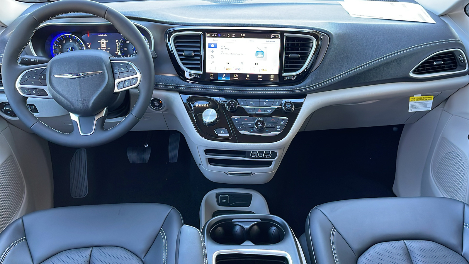 2024 Chrysler Pacifica Touring L 15