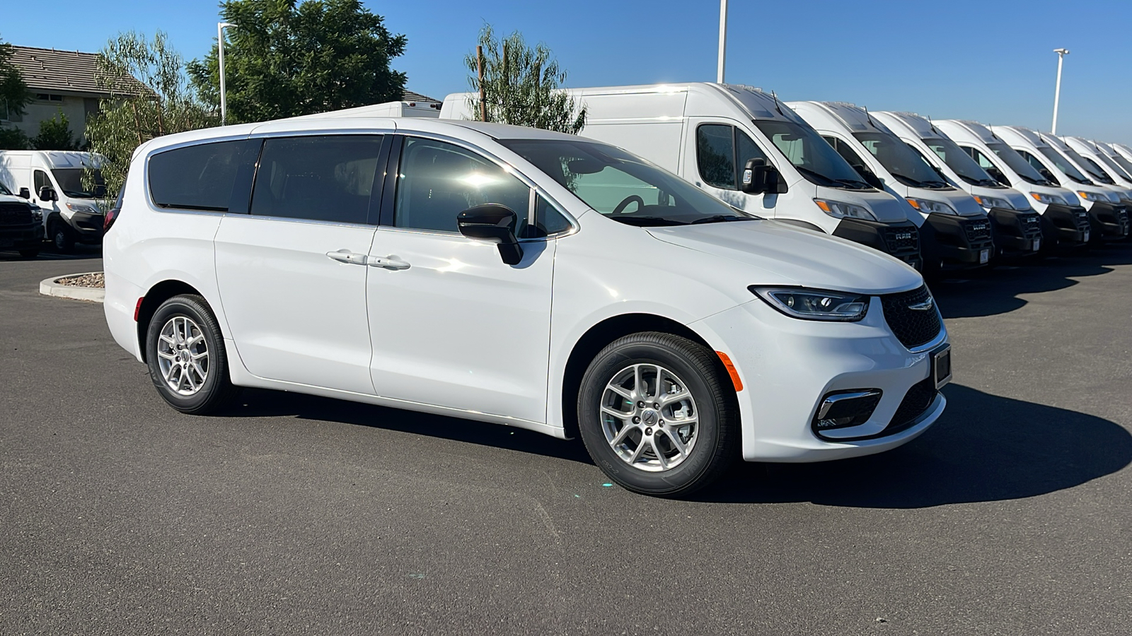 2024 Chrysler Pacifica Touring L 7